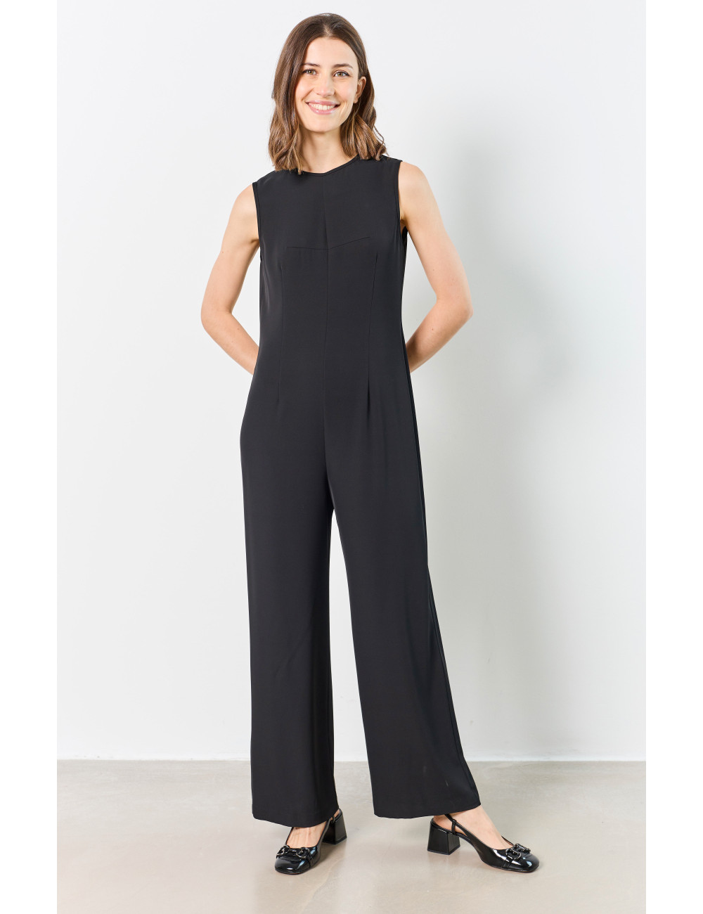 SLEEVELESS JUMPSUIT - 