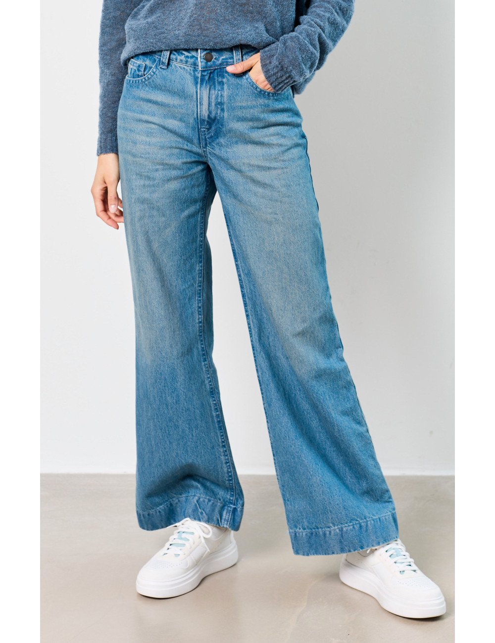 WIDE LEG JEANS - 