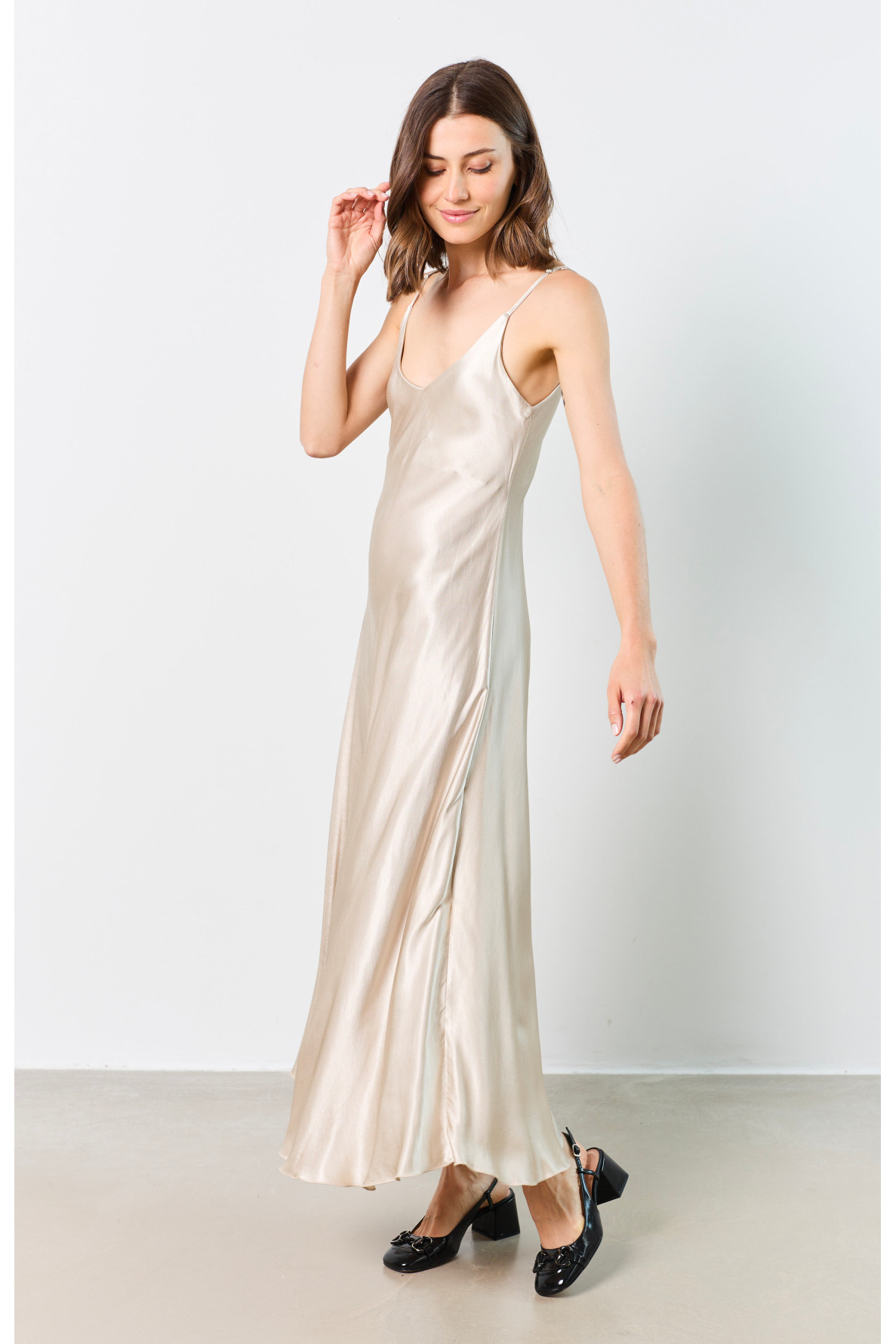 ROBE LONGUE SATIN - 9