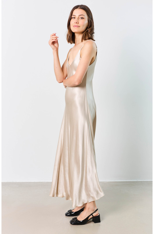 ROBE LONGUE SATIN - 11