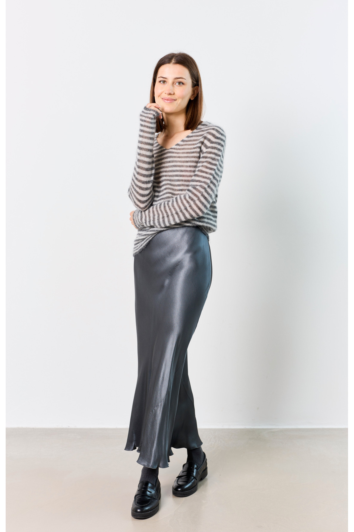 LONG ELASTICATED SKIRT - 2