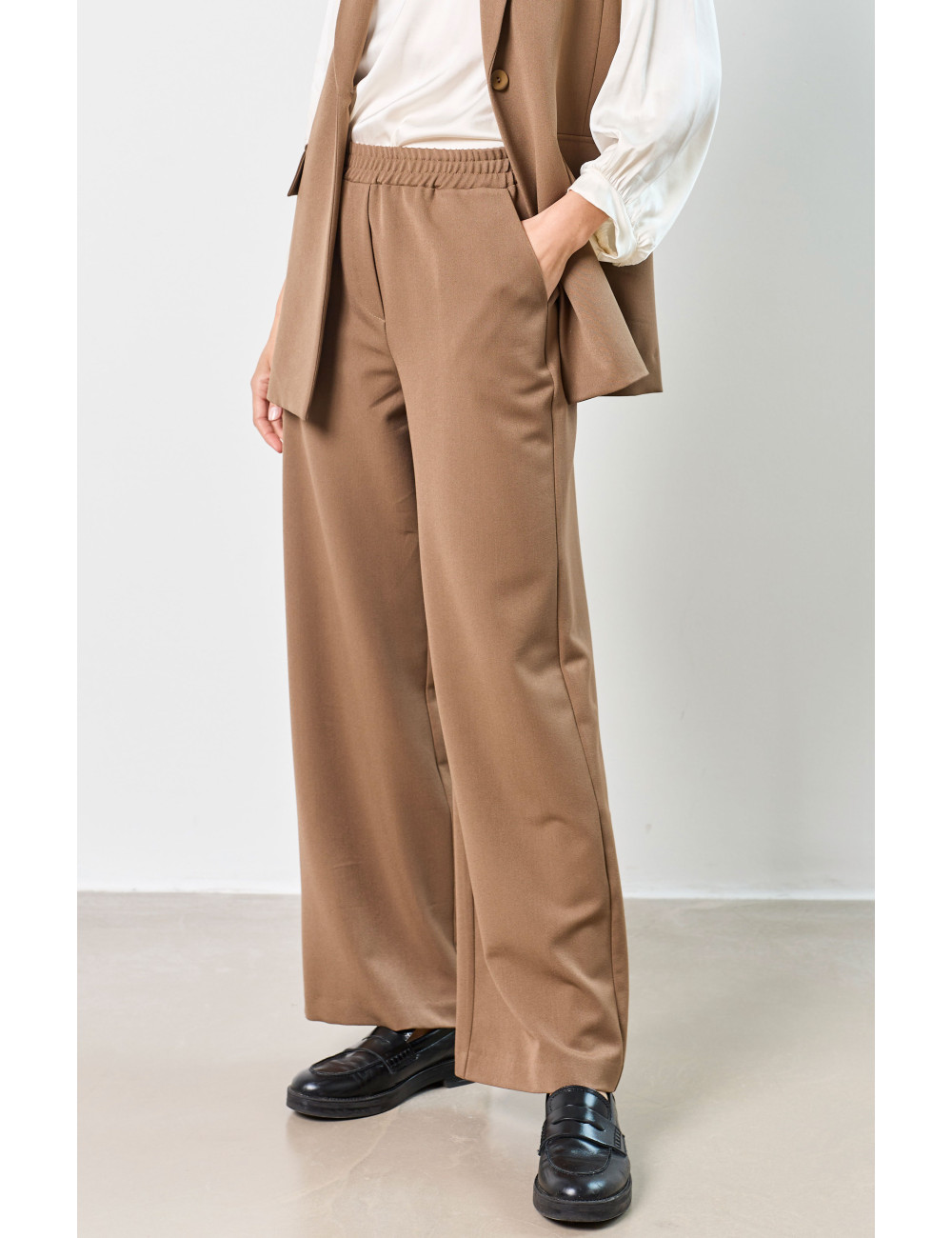 ELASTICATED PANTS - 