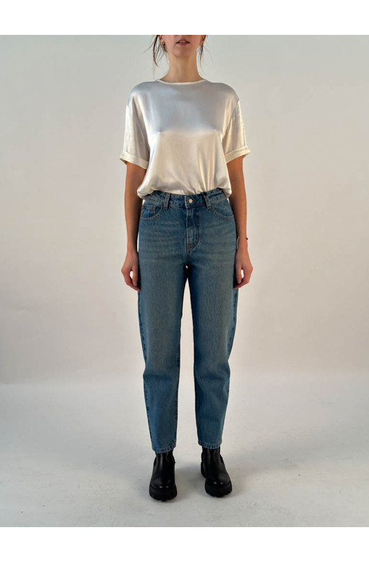 STRAIGHT-LEG JEANS - 1 - Love@me - 1 