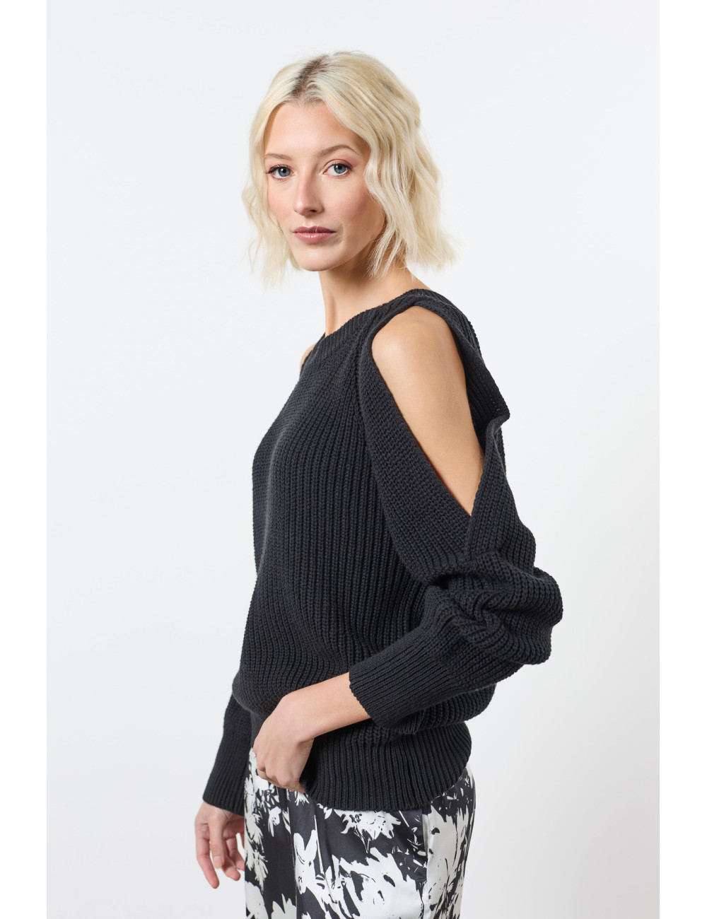 pull col rond ml ouverture épaule - 