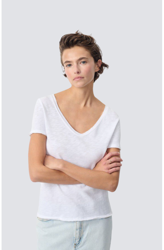 T-SHIRT MANCHES COURTES COL V STRAIGHT - 11